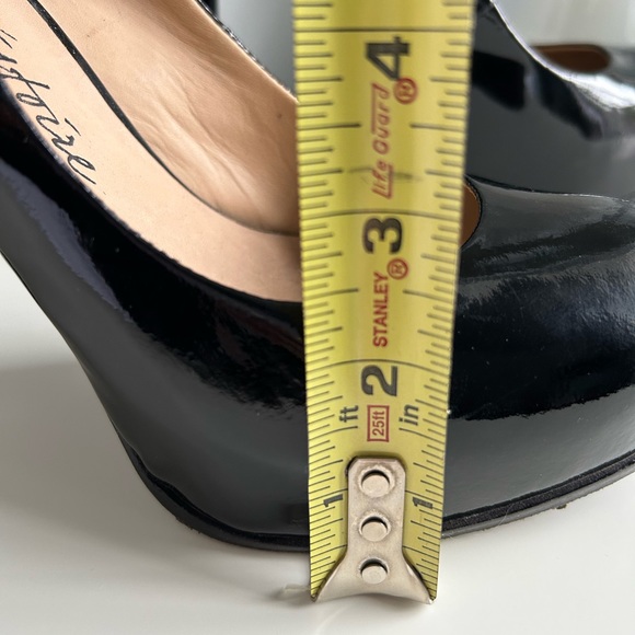 Pour La Victoire patent leather pumps - Picture 9 of 9